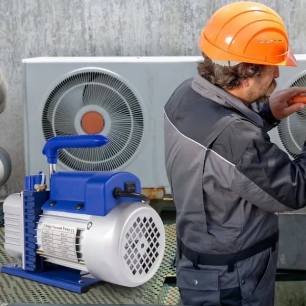 Vakuumpakkere>4 Cfm 1/4 hk klimaanlæg vakuumpumpe med 3 gallons vakuumkammer til effektiv køling og højeffektivt arbejde.