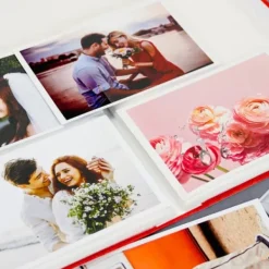 Opbevaring Af Fotografier>3 stk. fotoalbummer, 100 stk. 8-tommer fotos, rød, blå, gul