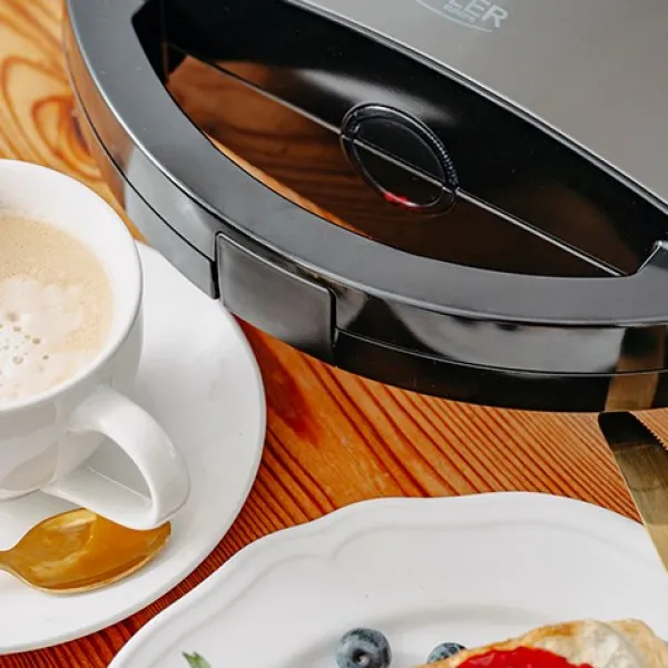 Brødristere, Raclettegrills Og Sandwichtoastere>Adler AD 3069 Sandwichtoaster Sort