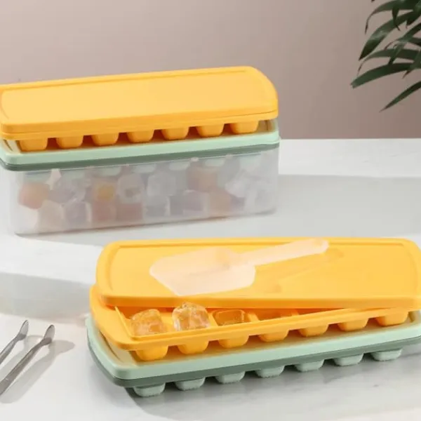 Isforme>BEWOS isbakker med låg 4 silikone isbakker med æske