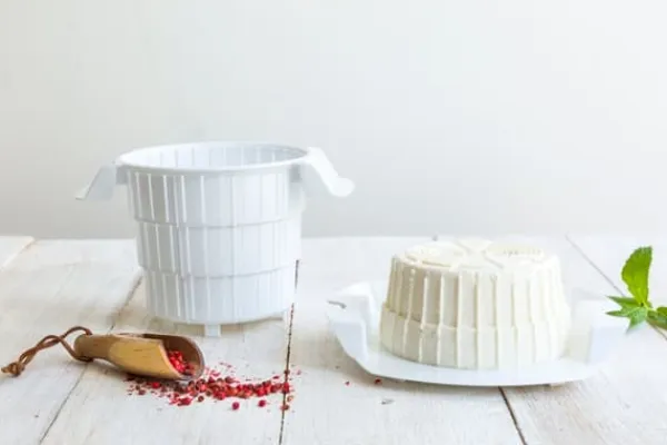 Yogurtmaskiner>Borner Cheesemaker & Multimaker med frisk låg, sigte salatskål serveringsskål, lav din egen flødeost hjemme grøn