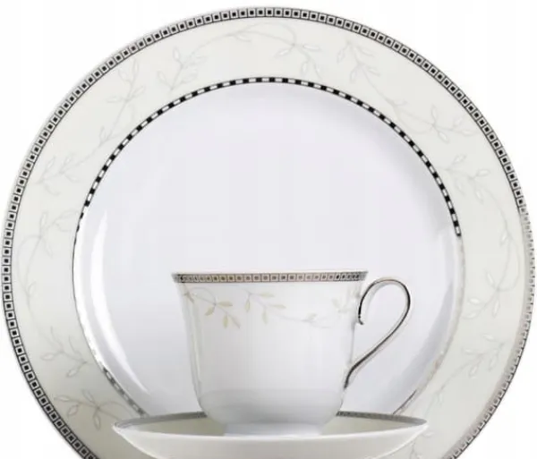 Serveringsfad & Skåle>CHODZIEŻ PORCELÆNSAUCE BÅD 500ML ASTRA DREAM PLATINUM POLISK PRODUKT