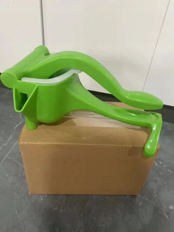 Juicepresser - Nyd Friskpresset Juice Derhjemme>CITRUS JUICER Manual