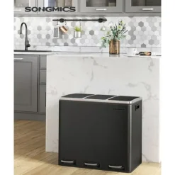 Genbrugsspand, 3 x 18 L tredobbelt køkkenspand, pedalspand med 3 rum og soft-close-låg, indvendige plastspande og håndtag, sort LTB54BK Clearance