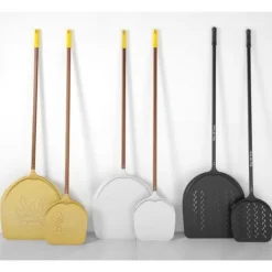 Pizzaspader>ITALIA 3D pizzaskovl i aluminium, perforeret, 330x1700mm