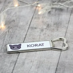 Korat - åbner med grafik og Art-Dog-mærkeindskriften Hot
