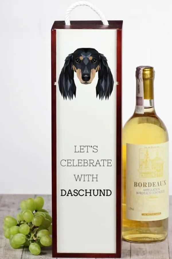 Vinflaskeholdere>Langhåret gravhund - en geometrisk kasse med et foto og en inskription til Art-Dog vin