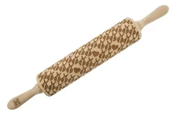 Kageruller>MoodForWood Trækagerulle, Graveret, 43 cm med Håndtag, Perfekt til Bagning - Mariehøne Mønster