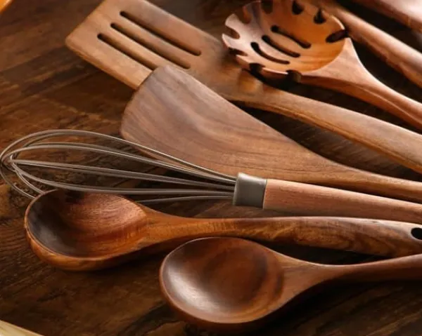 Køkkenudstyrssæt>OBOSOE køkkentilbehør i træ, køkkenredskabssæt i teaktræ, non-stick og ergonomisk design
