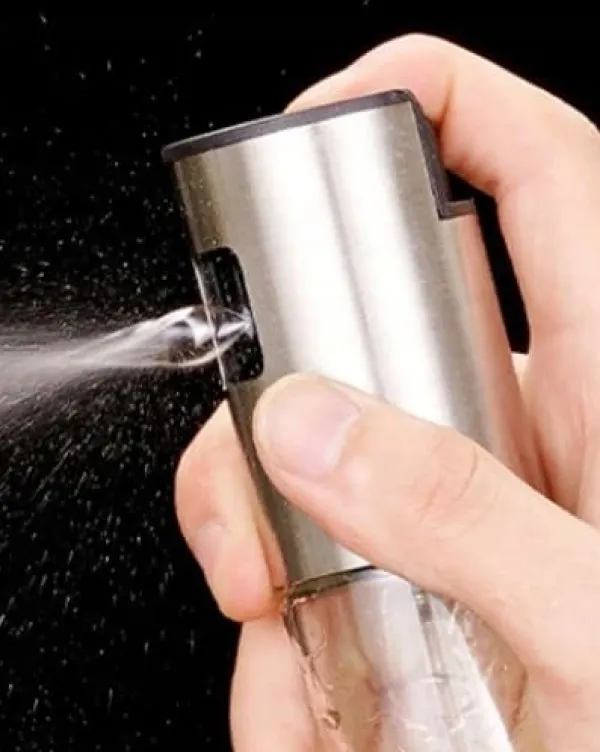 Olie- & Eddikebeholdere>OLIESPRØJTEFLASKE 100 ML TIL OLIEEDDIKE MED GLASSPRØJTE