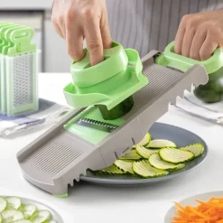 Pack Spiral Rivejern og 6-i-1 sammenfoldelig mandolin rivejern InnovaGoods