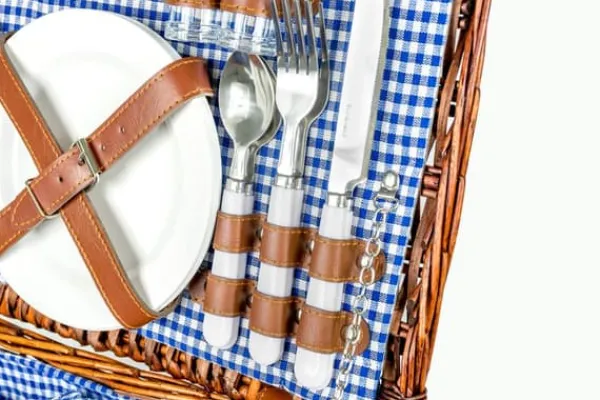 Viking Choice Beholdere Til Mad & Drikkevarer>Picnickurv håndlavet 4-personers + service & termopose