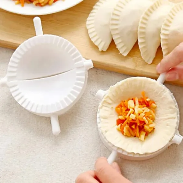 Pastaforme & Pasta-Udstikkere>PIEROGI FORME 9cm PIEROGI MASKINE