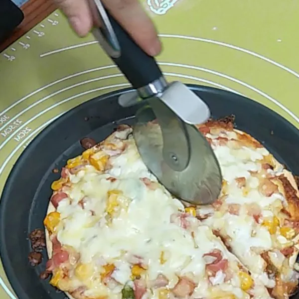 Pizzaskærere>Pizza Hjul Skærer og Ostespatel Sæt med Æske - Rustfrit Stål Pizza Slicer og Server