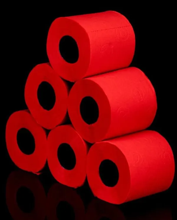 Toiletpapir>Renova rødt duftende toiletpapir 16,1 m 3-lags 140 ark 6 ruller