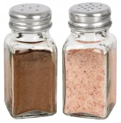 Salt- og peberbøsser, et sæt gennemsigtige krydderikrukker af glas Hot