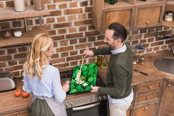 Bordskånere>SKÆREBRÆT I GLAS 52x40 GRØN