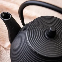 Støbejern tekande 1.0L med støbejerns kopper KINGHOFF KH-1846 Outlet