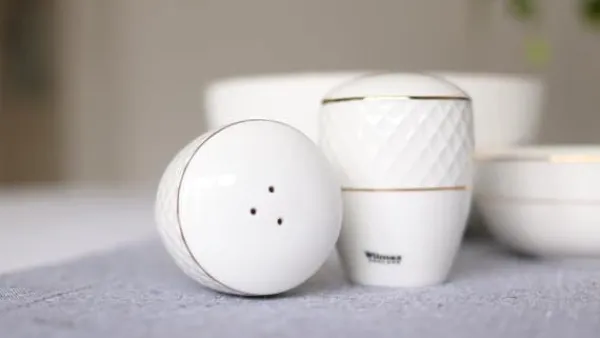 Wilmax salt- & peberstrøere i porcelæn, Diamond
