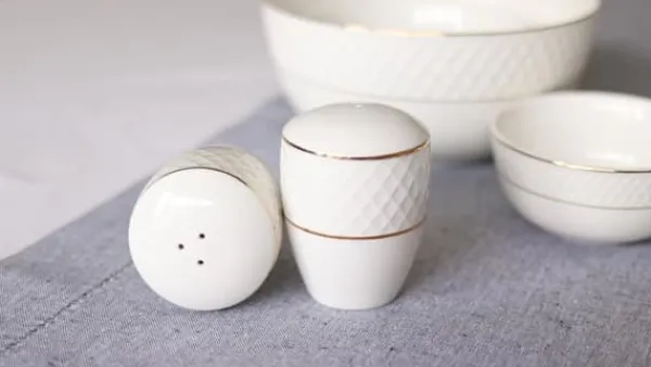 Wilmax salt- & peberstrøere i porcelæn, Diamond